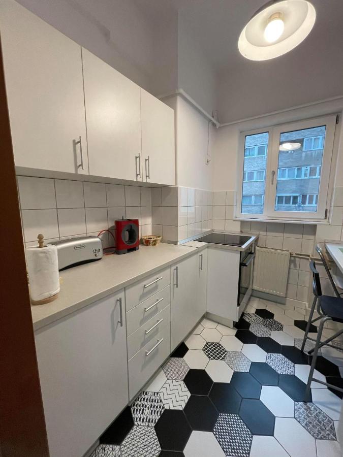 Interbellic Flat Lejlighed Bukarest Eksteriør billede