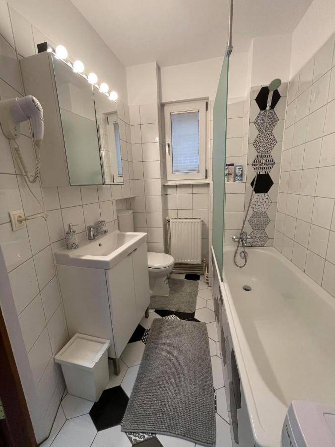 Interbellic Flat Lejlighed Bukarest Eksteriør billede